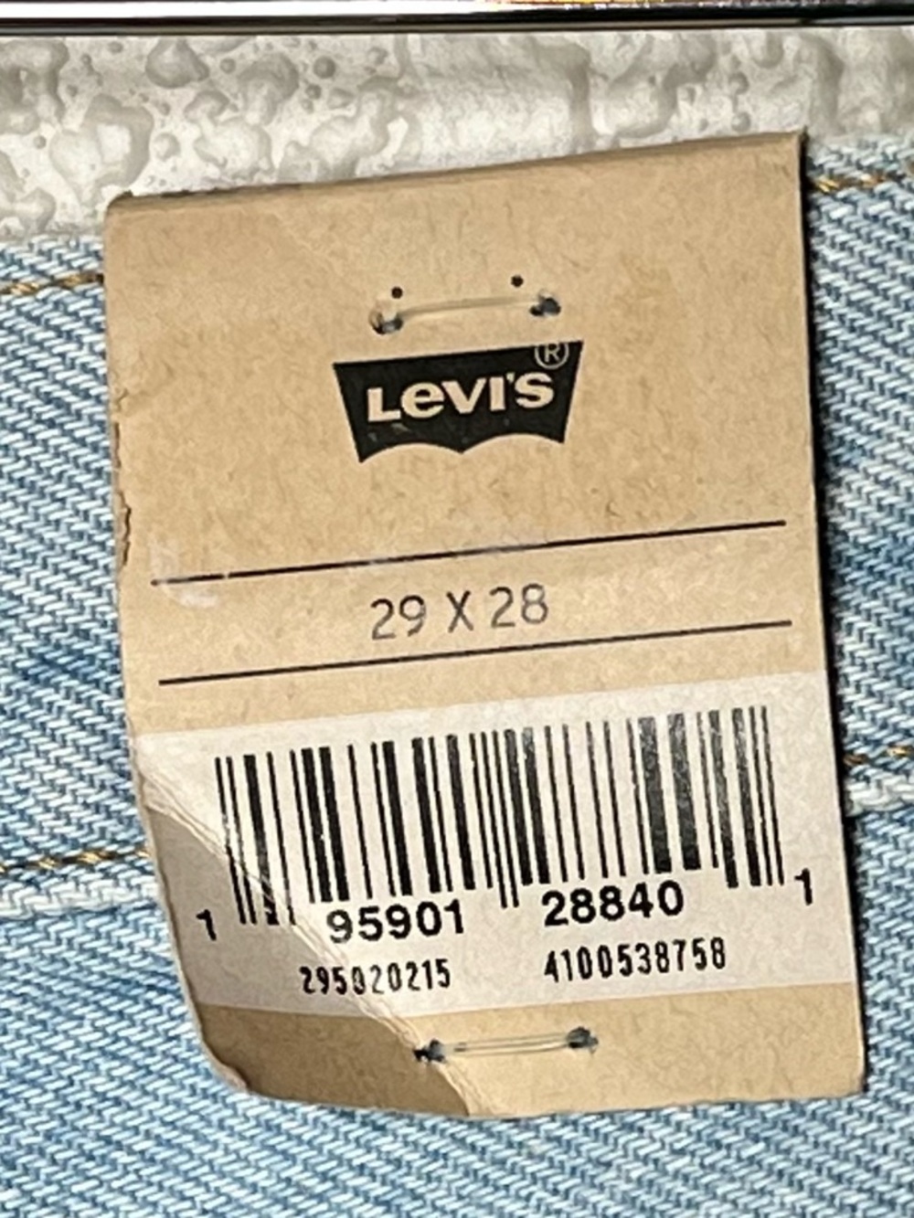 NEW Levi’s 501 Original Fit Light Wash Jeans 29x28 Distressed Straight Leg NWT - Picture 11 of 11